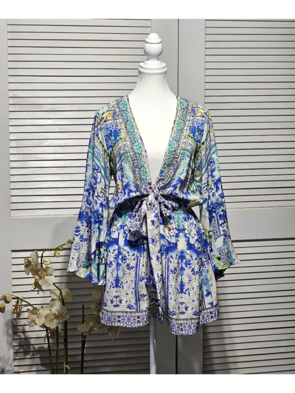 Camilla Women's Porcelain Paradise Wide Sleeve Tie Front Playsuit Size XS 3697